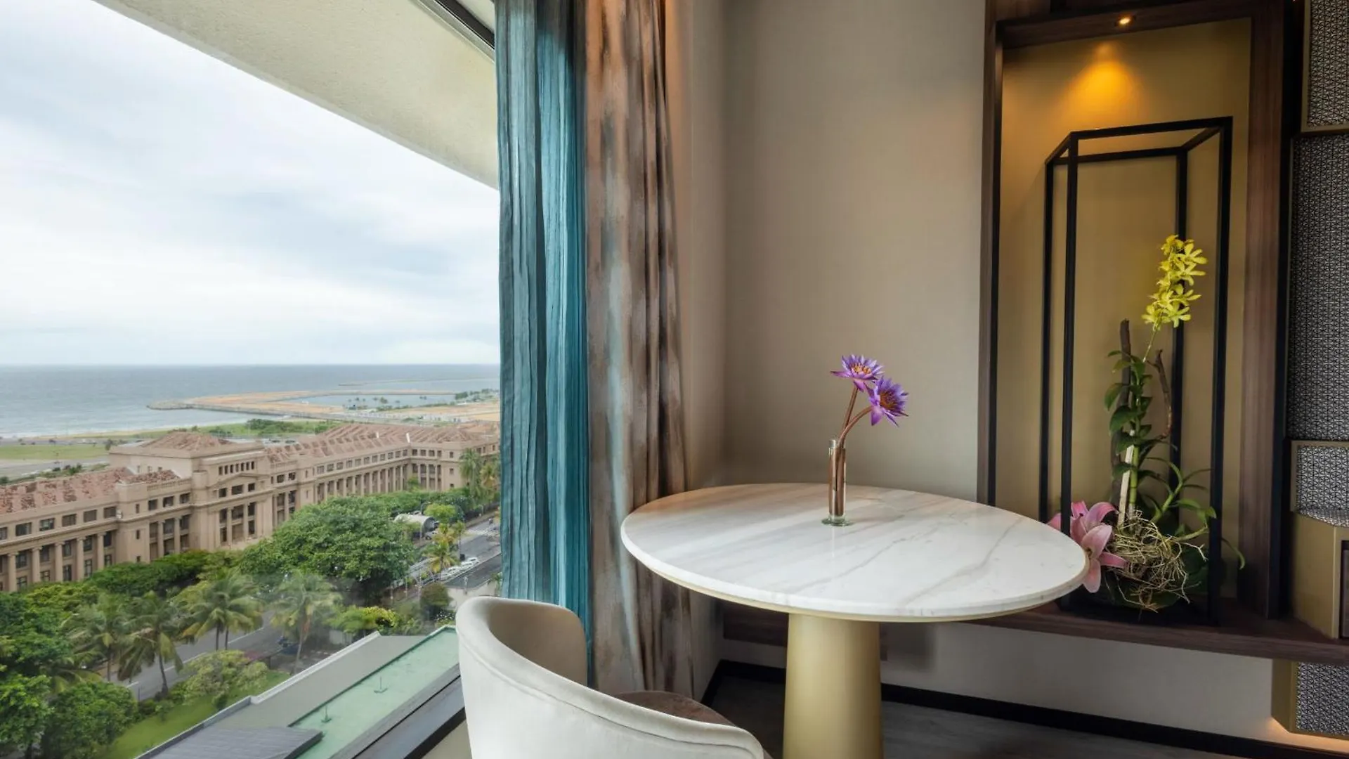 Hilton Colombo Hotel