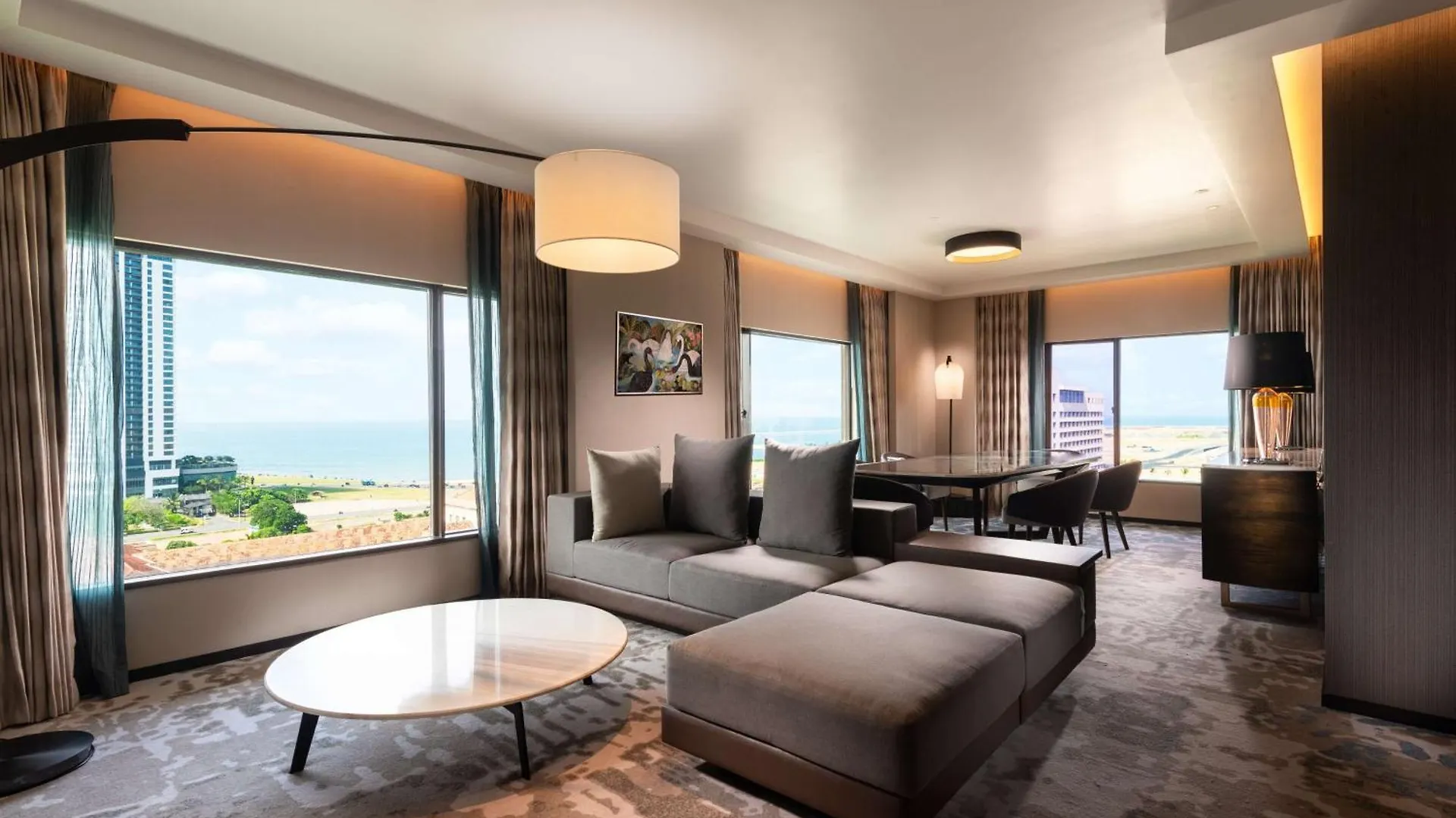 Hilton Colombo Hotel